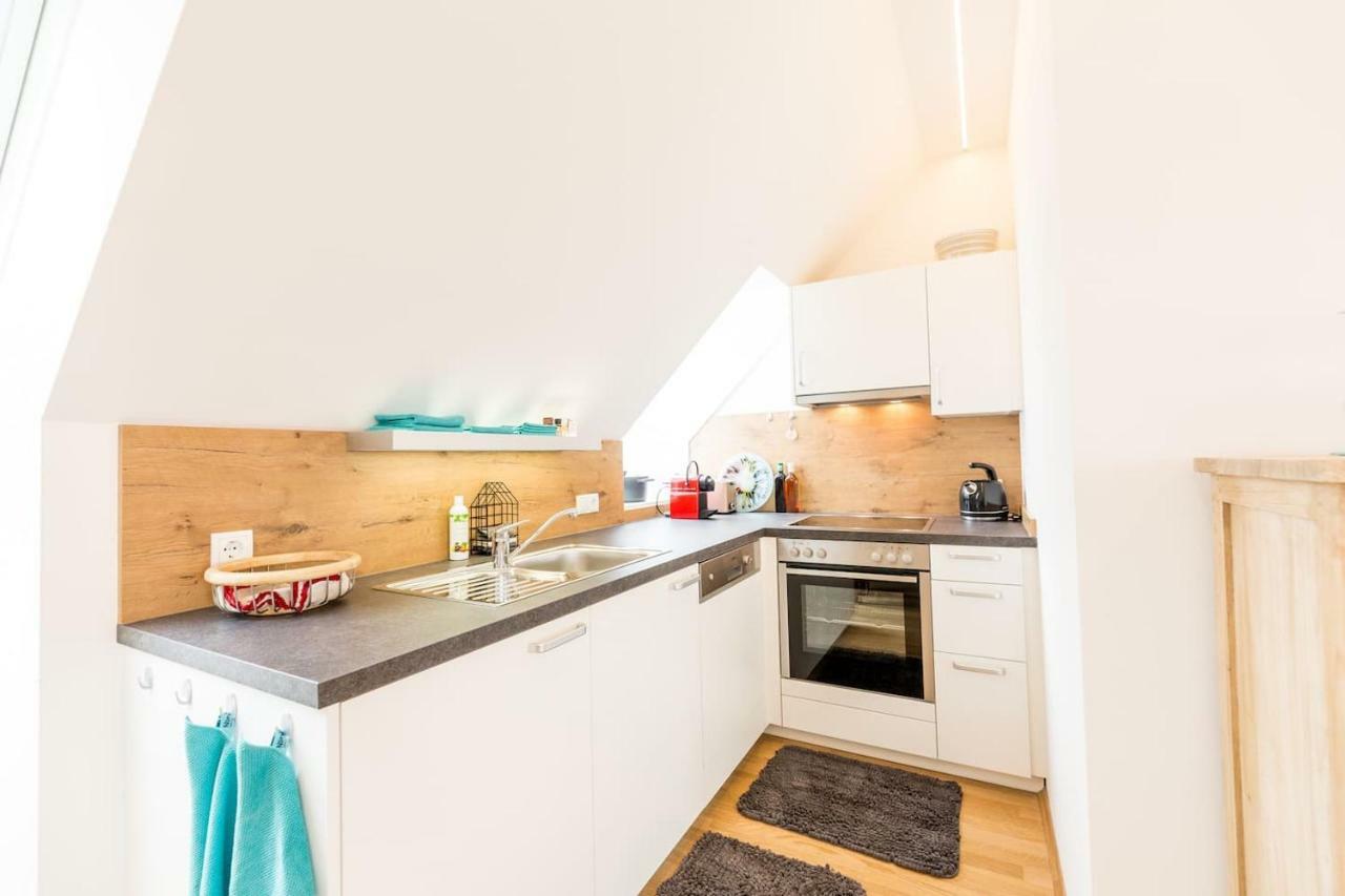 Grosse Dachgeschosswohnung Im Herzen Von Грац Экстерьер фото